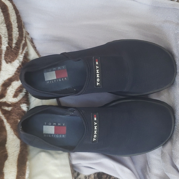 Tommy Hilfiger navy loafers - Picture 3 of 13